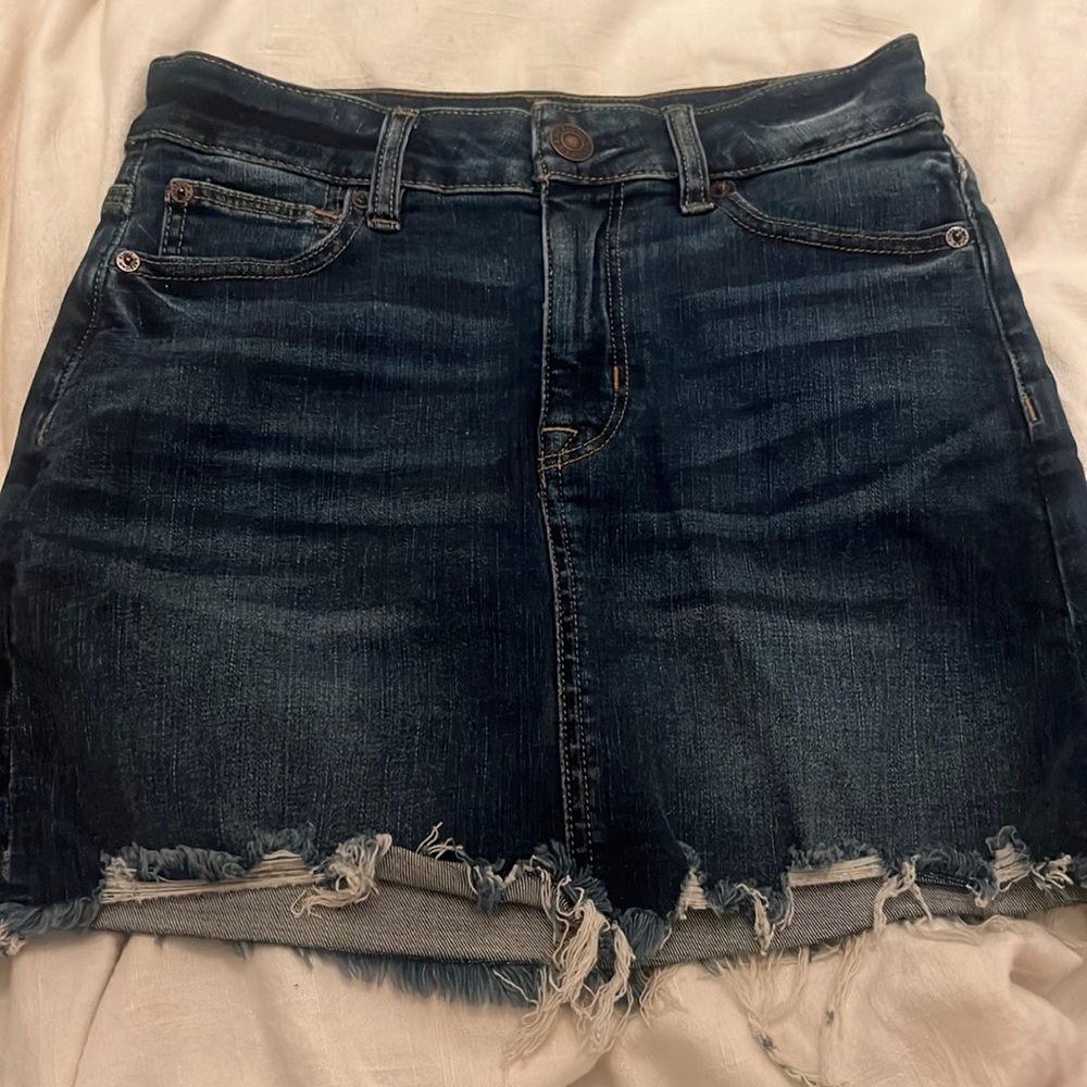 Dark wash denim skirt never worn